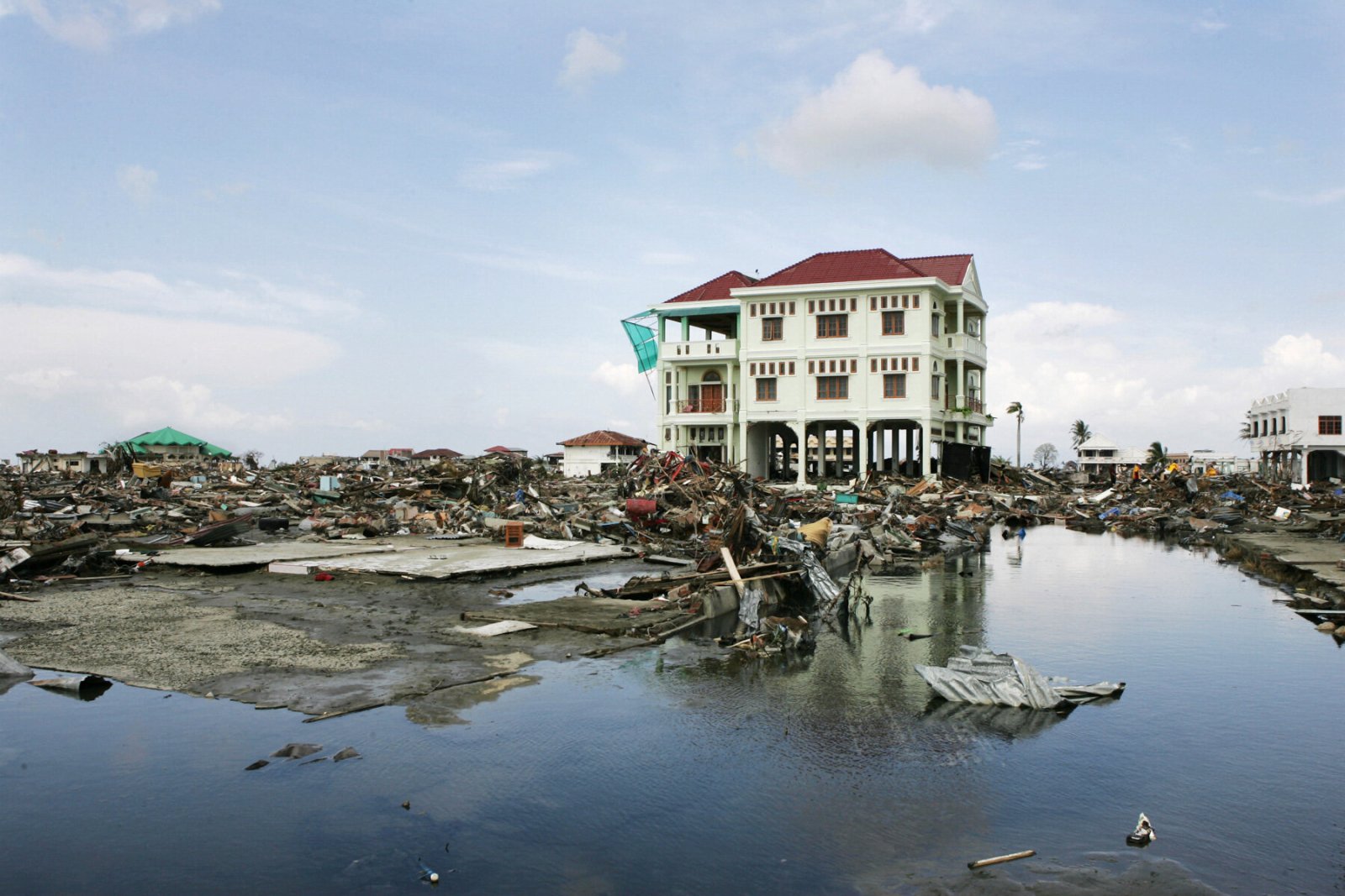 <i>House After the Tsunami</i>, Banda Aceh, Indonesia, 2004